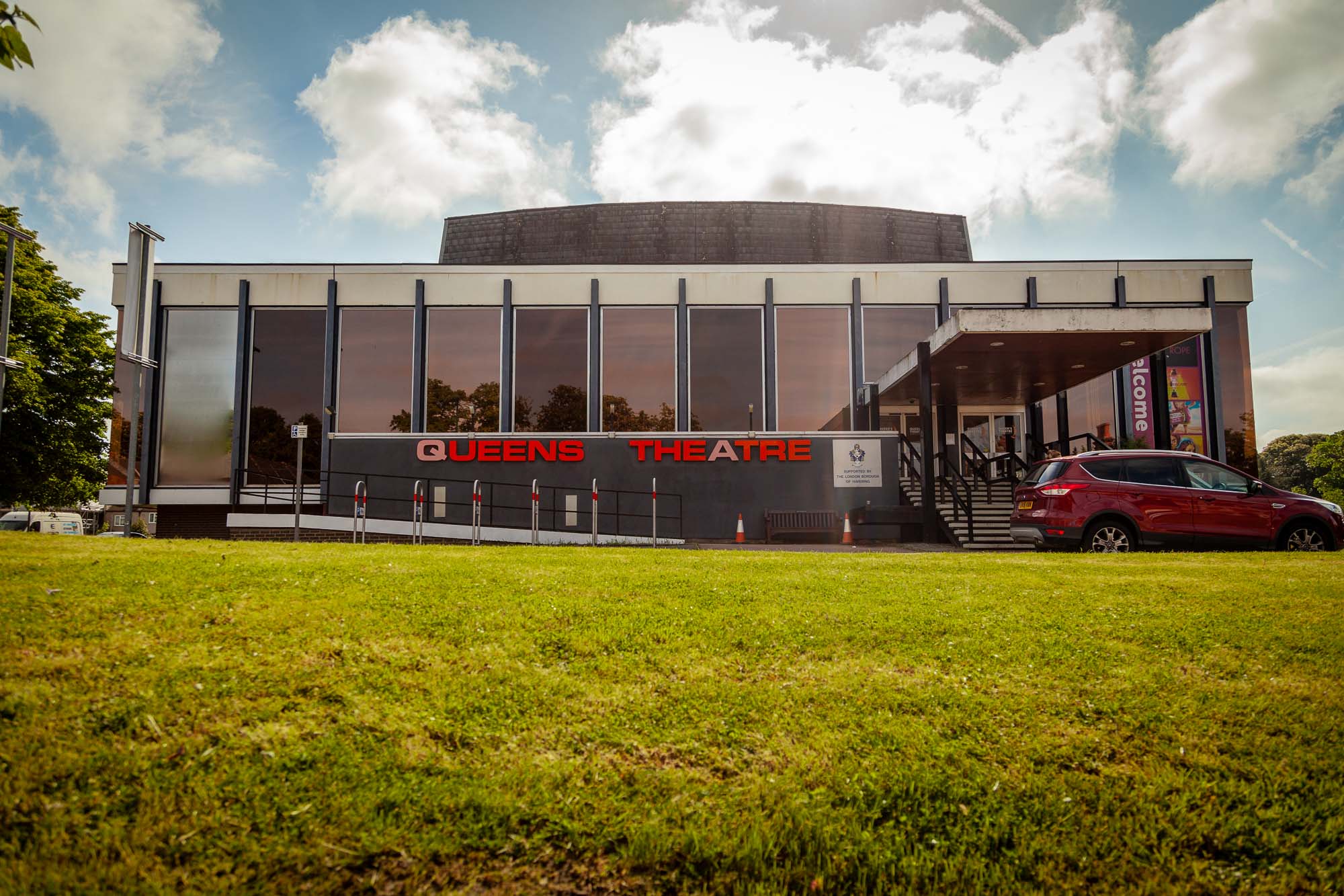 Queens Theatre, Hornchurch