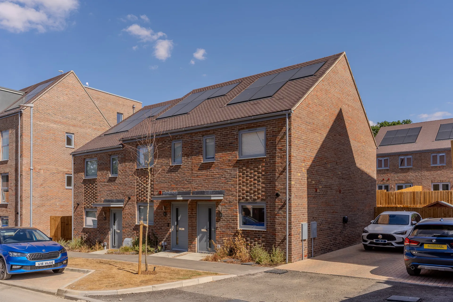 Roe Wood Park Harold Hill Romford Havering private rent houses and apartments